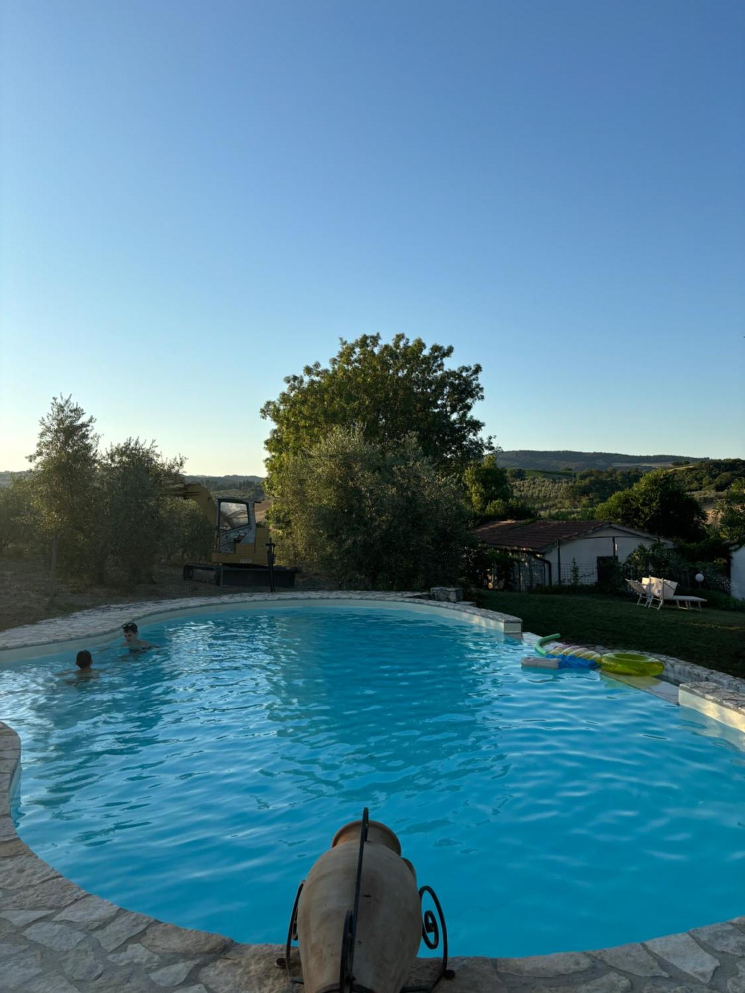 Agriturismo La Locandiera มอนเตเมราโน ภายนอก รูปภาพ