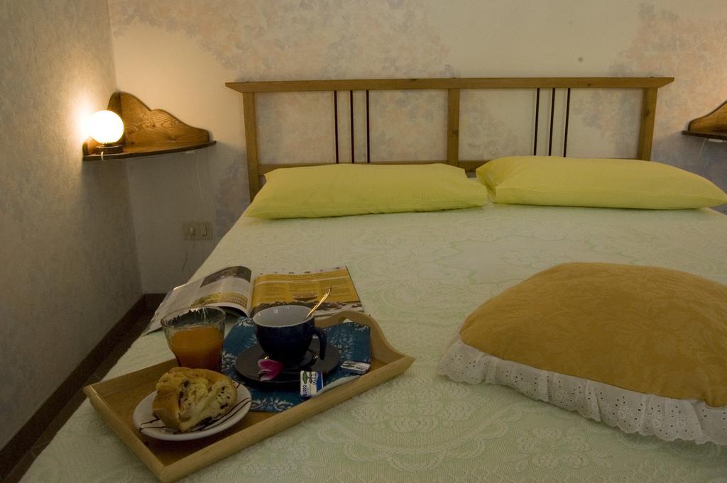 Agriturismo La Locandiera มอนเตเมราโน ภายนอก รูปภาพ